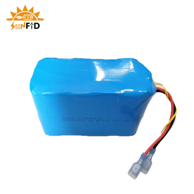 ชุดแบตเตอรี่ลิเธียมแบบรีชาร์จ 25.6v 6Ah 8S1P ชุดไฟ LED พลังงานแสงอาทิตย์ LifePO4