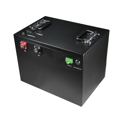 แบตเตอรี่ลิเธียม 100Ah 48 โวลต์สำหรับรถกอล์ฟ 51.2v 200Ah Lifepo4 พร้อมเครื่องชาร์จ Bms