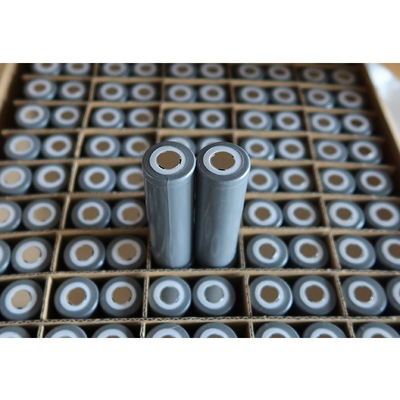 21700 3.7V 4800Mah Lifepo Cells อายุการใช้งานยาวนาน 5000Mah