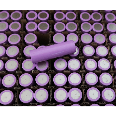 21700 3.7V 4800Mah Lifepo Cells อายุการใช้งานยาวนาน 5000Mah